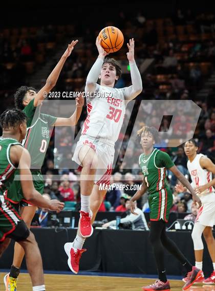 Thumbnail 3 in Denver East vs Smoky Hill ( CHSAA 6A Great 8) photogallery.