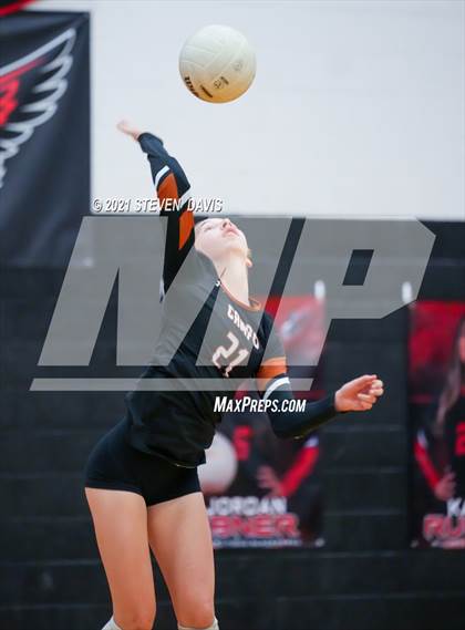 Thumbnail 1 in Campo Verde @ Williams Field photogallery.