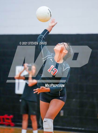 Thumbnail 1 in Campo Verde @ Williams Field photogallery.