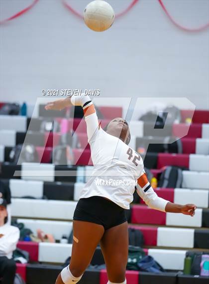 Thumbnail 3 in Campo Verde @ Williams Field photogallery.