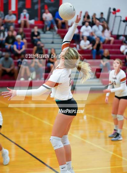 Thumbnail 1 in Campo Verde @ Williams Field photogallery.