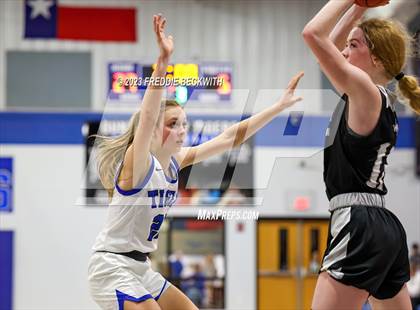 Thumbnail 1 in Howe @ Gunter photogallery.