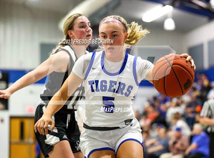 Thumbnail 2 in Howe @ Gunter photogallery.