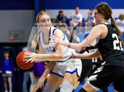 Thumbnail 3 in Howe @ Gunter photogallery.