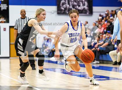 Thumbnail 1 in Howe @ Gunter photogallery.