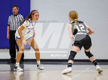 Thumbnail 2 in Howe @ Gunter photogallery.