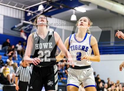 Thumbnail 2 in Howe @ Gunter photogallery.