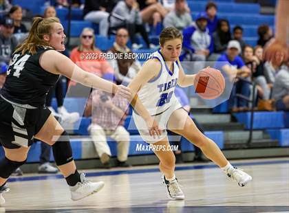 Thumbnail 3 in Howe @ Gunter photogallery.