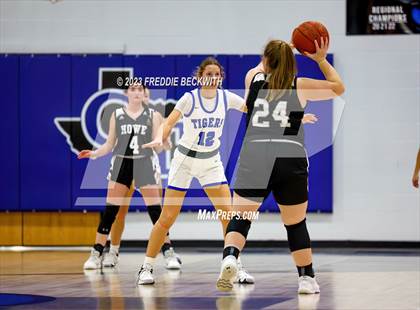 Thumbnail 3 in Howe @ Gunter photogallery.