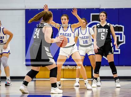 Thumbnail 3 in Howe @ Gunter photogallery.