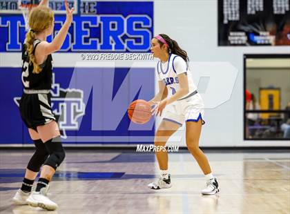 Thumbnail 1 in Howe @ Gunter photogallery.