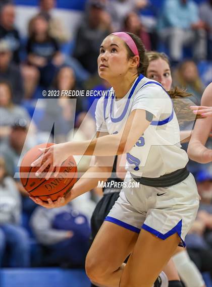 Thumbnail 2 in Howe @ Gunter photogallery.