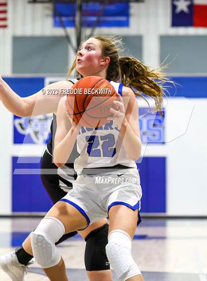 Thumbnail 1 in Howe @ Gunter photogallery.