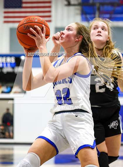 Thumbnail 3 in Howe @ Gunter photogallery.