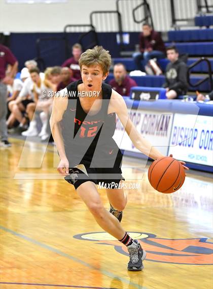Thumbnail 1 in Maple Mountain vs. Spanish Fork (Tarkanian Classic) photogallery.