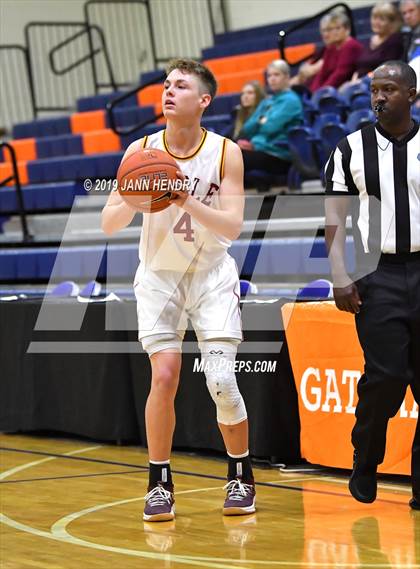 Thumbnail 3 in Maple Mountain vs. Spanish Fork (Tarkanian Classic) photogallery.