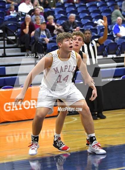 Thumbnail 3 in Maple Mountain vs. Spanish Fork (Tarkanian Classic) photogallery.