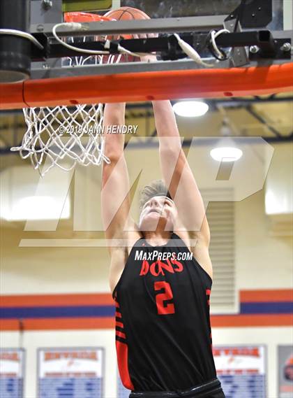 Thumbnail 3 in Maple Mountain vs. Spanish Fork (Tarkanian Classic) photogallery.