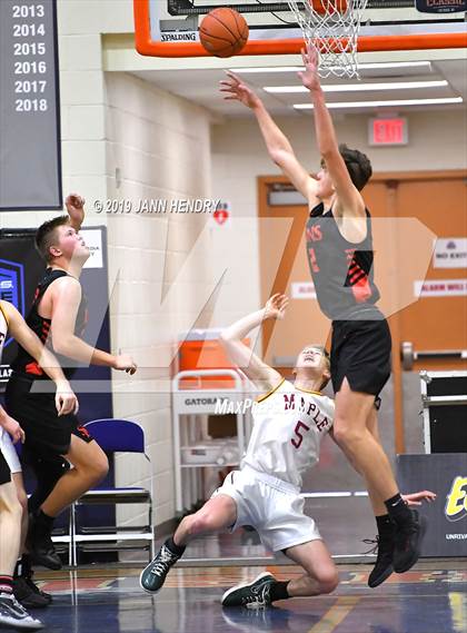 Thumbnail 3 in Maple Mountain vs. Spanish Fork (Tarkanian Classic) photogallery.