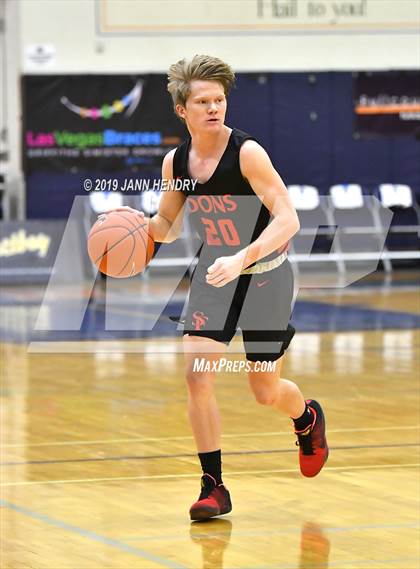 Thumbnail 2 in Maple Mountain vs. Spanish Fork (Tarkanian Classic) photogallery.