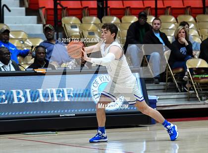 Thumbnail 3 in Bryant vs Raymond (King Cotton Classic) photogallery.
