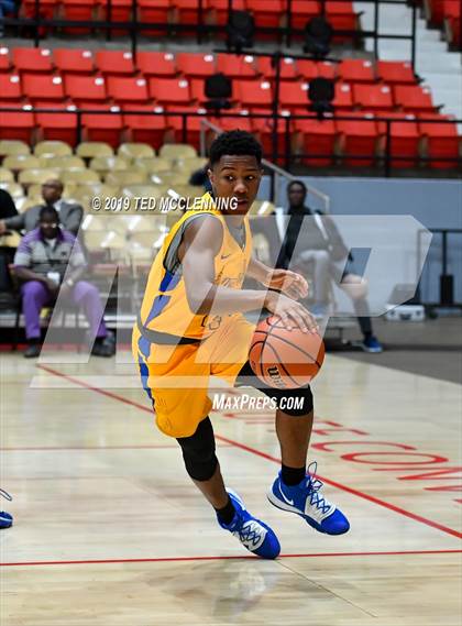Thumbnail 3 in Bryant vs Raymond (King Cotton Classic) photogallery.