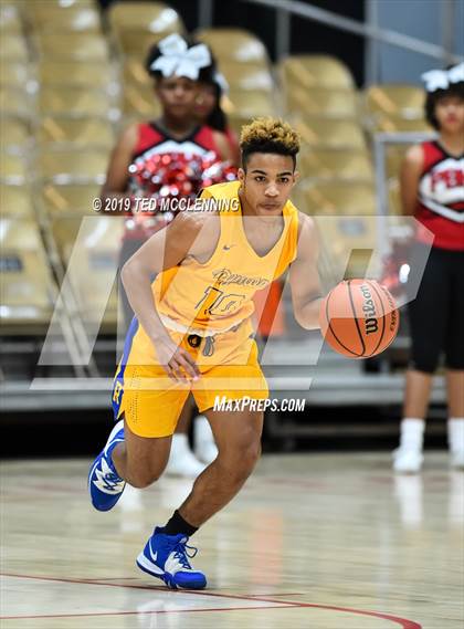 Thumbnail 1 in Bryant vs Raymond (King Cotton Classic) photogallery.