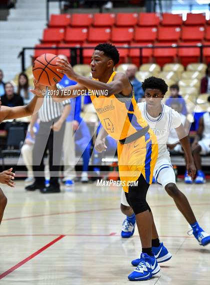 Thumbnail 1 in Bryant vs Raymond (King Cotton Classic) photogallery.