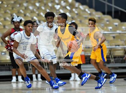 Thumbnail 3 in Bryant vs Raymond (King Cotton Classic) photogallery.