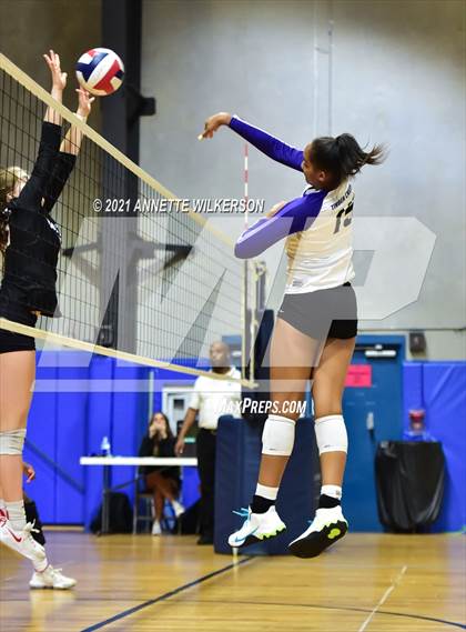 Thumbnail 3 in Walton vs. Timber Creek (Nike Tournament of Champions) photogallery.