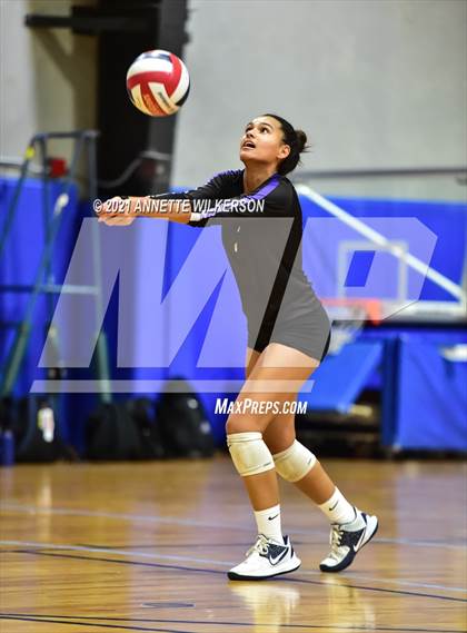 Thumbnail 2 in Walton vs. Timber Creek (Nike Tournament of Champions) photogallery.