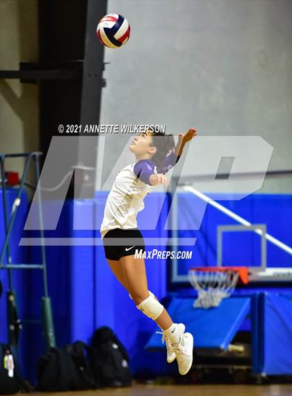 Thumbnail 1 in Walton vs. Timber Creek (Nike Tournament of Champions) photogallery.