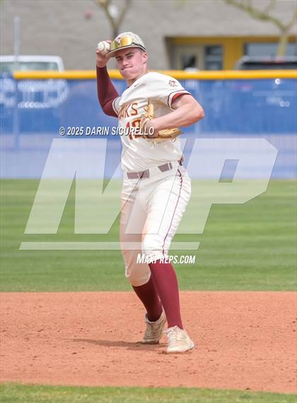Thumbnail 3 in Littleton vs. The Dalles (Coach Bob Invitational) photogallery.