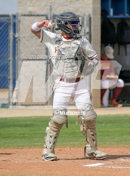 Thumbnail 2 in Littleton vs. The Dalles (Coach Bob Invitational) photogallery.