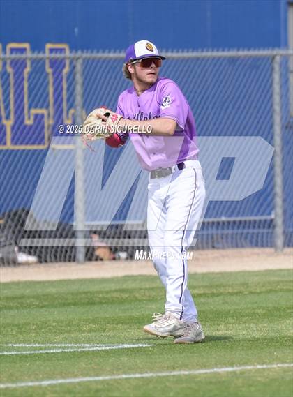 Thumbnail 2 in Littleton vs. The Dalles (Coach Bob Invitational) photogallery.