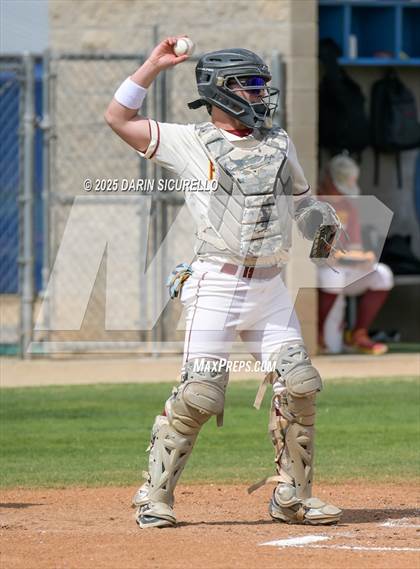 Thumbnail 2 in Littleton vs. The Dalles (Coach Bob Invitational) photogallery.