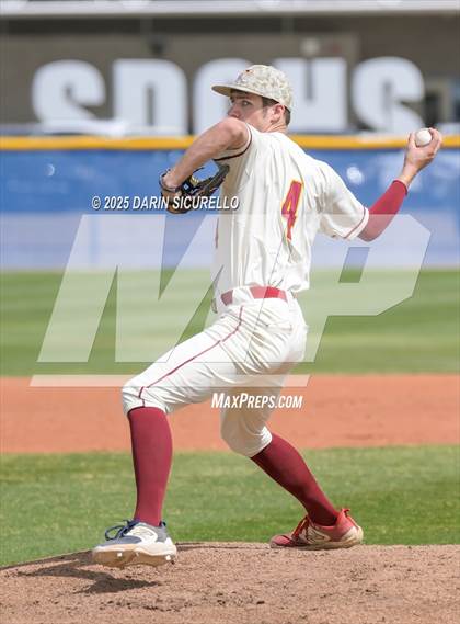 Thumbnail 2 in Littleton vs. The Dalles (Coach Bob Invitational) photogallery.
