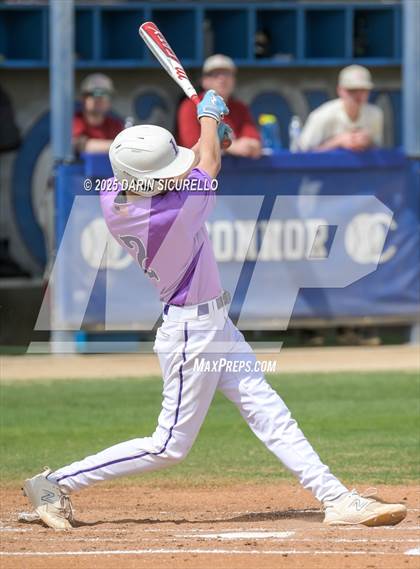 Thumbnail 1 in Littleton vs. The Dalles (Coach Bob Invitational) photogallery.