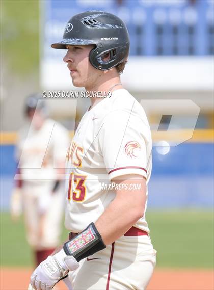 Thumbnail 2 in Littleton vs. The Dalles (Coach Bob Invitational) photogallery.