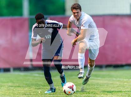 Thumbnail 1 in Dobyns-Bennett vs. West (TSSAA Region 1-AAA Semifinal) photogallery.