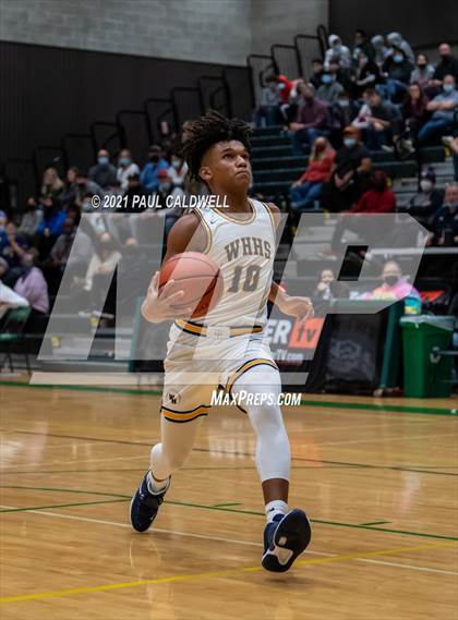 Thumbnail 3 in Winter Haven vs. South Medford (Hardwood Invite 2nd Round) photogallery.