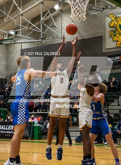 Thumbnail 3 in Winter Haven vs. South Medford (Hardwood Invite 2nd Round) photogallery.