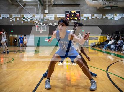 Thumbnail 3 in Winter Haven vs. South Medford (Hardwood Invite 2nd Round) photogallery.