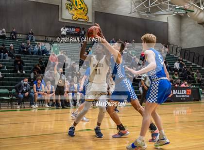 Thumbnail 2 in Winter Haven vs. South Medford (Hardwood Invite 2nd Round) photogallery.