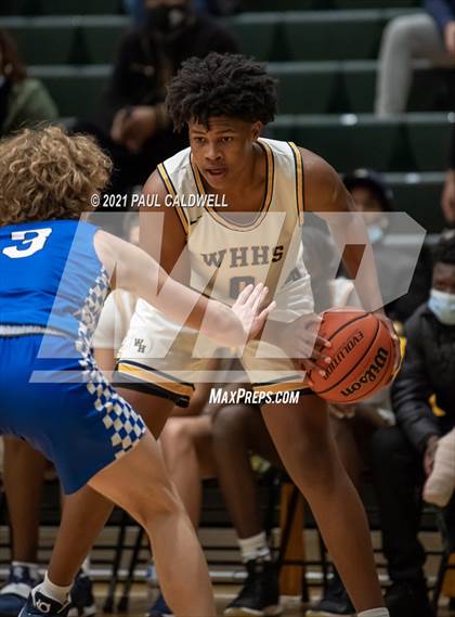 Thumbnail 2 in Winter Haven vs. South Medford (Hardwood Invite 2nd Round) photogallery.