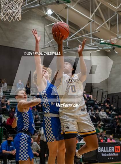 Thumbnail 1 in Winter Haven vs. South Medford (Hardwood Invite 2nd Round) photogallery.