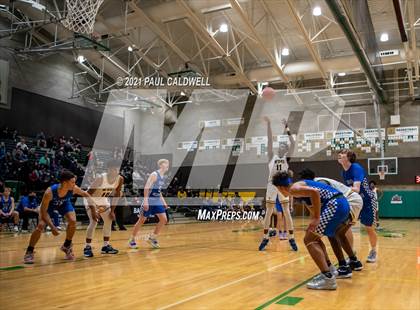 Thumbnail 3 in Winter Haven vs. South Medford (Hardwood Invite 2nd Round) photogallery.