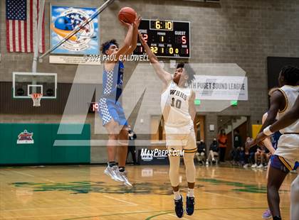 Thumbnail 1 in Winter Haven vs. South Medford (Hardwood Invite 2nd Round) photogallery.