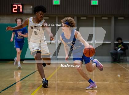 Thumbnail 3 in Winter Haven vs. South Medford (Hardwood Invite 2nd Round) photogallery.