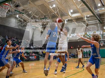 Thumbnail 2 in Winter Haven vs. South Medford (Hardwood Invite 2nd Round) photogallery.